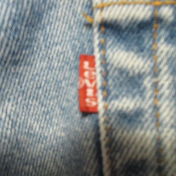 Womens Levis 550 Tapered Light Wash Relaxed Fit Size 14 Vintage Made in Columbia - Picture 5 of 8